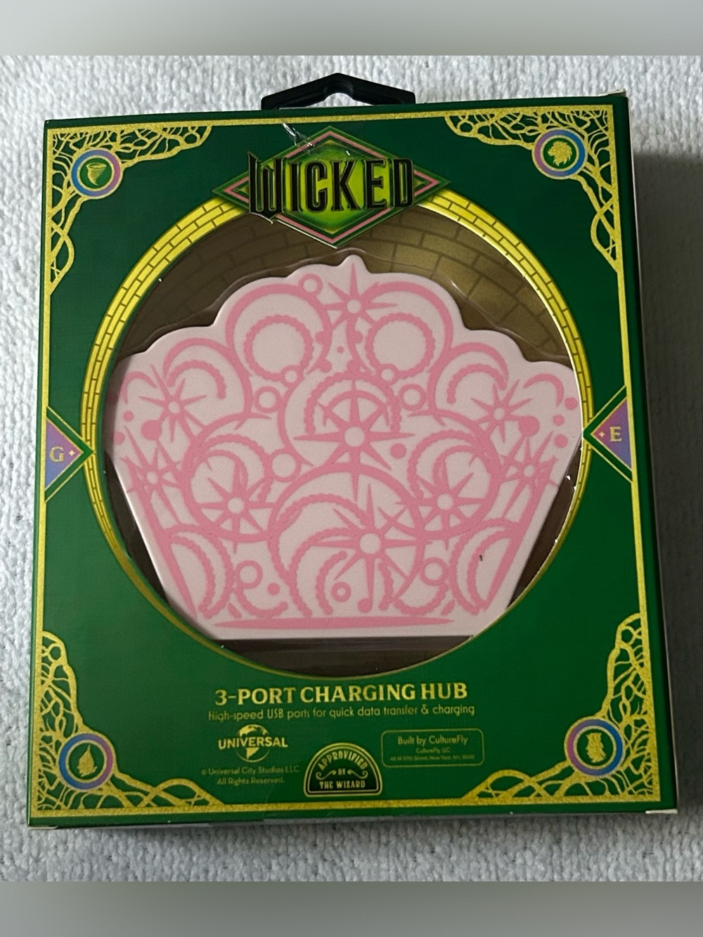 Wicked 3 Port Charging Hub Pink Crown High Speed USB Ports 2 USB A ports 1 USB C